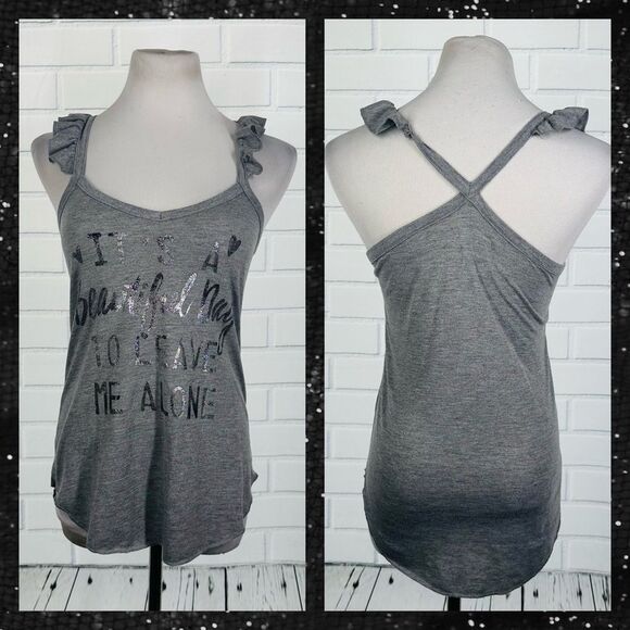 10/$25🦋 Fifth Sun Gray Ruffle GREAT DAY TO LEAVE ME ALONE Graphic Tank - Small - Picture 1 of 10